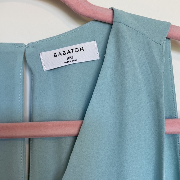 Aritzia Babaton Blouse - Picture 2 of 3